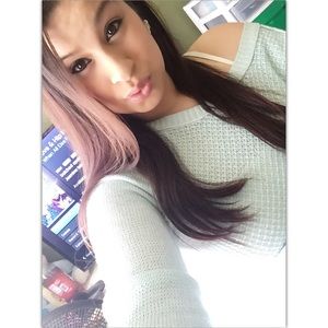 Meet your Posher, April